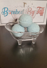 Load image into Gallery viewer, Bath Bombs